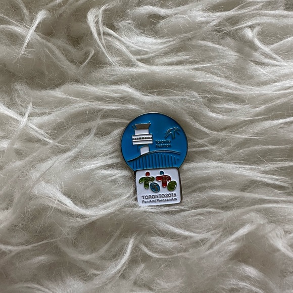 NWT Pachi Pan Am Games Toronto 2015 Plushie & 2 Lapel Pins - Picture 8 of 10